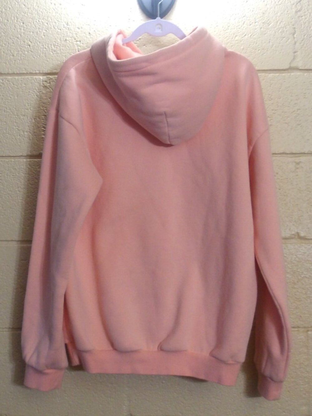 Comfrt Bubblegum Pink Pastel Oversized Hoodie Limited Edition Medium LIKE NEW - Picture 6 of 9